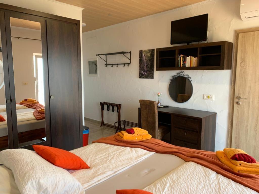 Hrlos Piratas - Ferien Haus La Palma - Good Wlan !! 티하라페 외부 사진